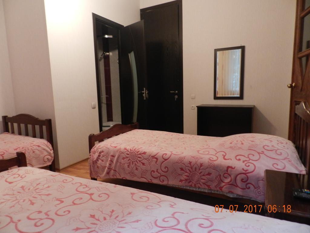 Room 404 Guest House Tbilisi Exteriör bild