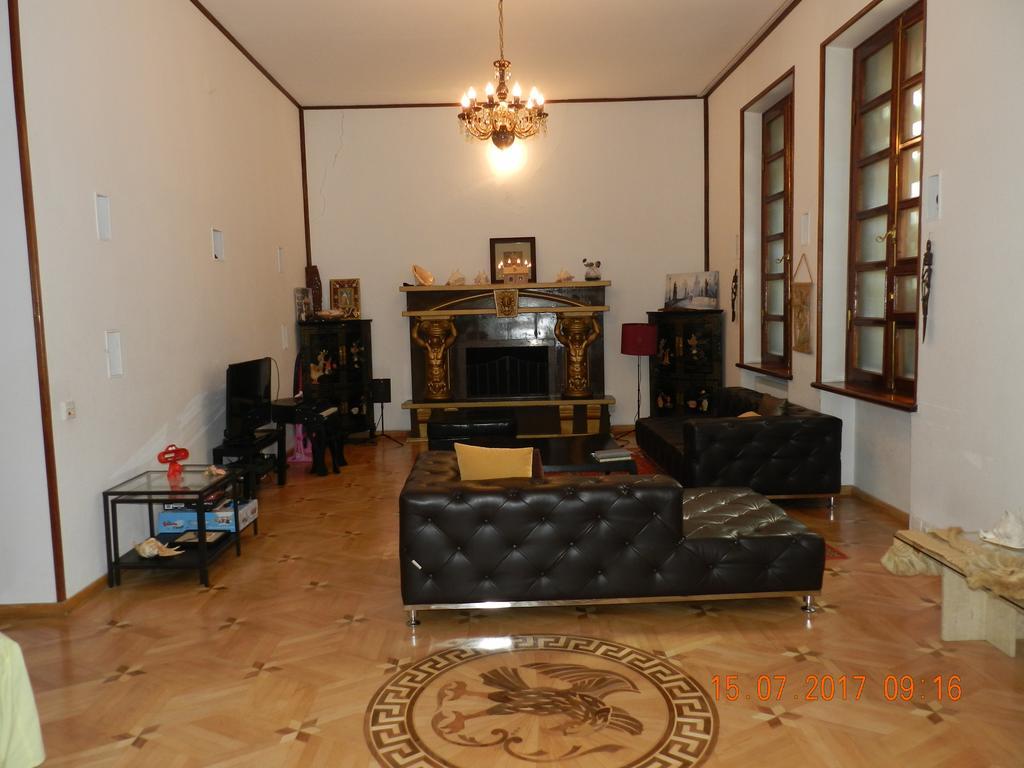 Room 404 Guest House Tbilisi Exteriör bild